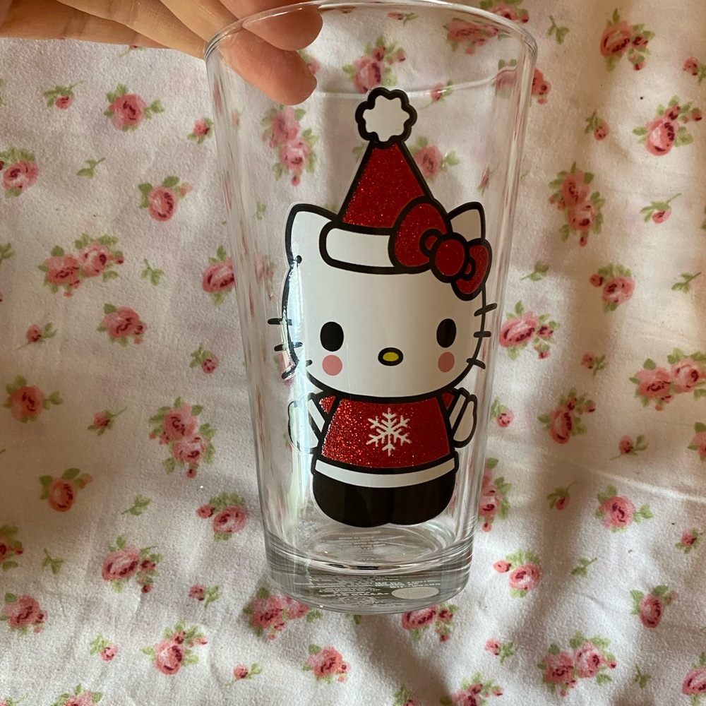 Hello kitty Christmas cup